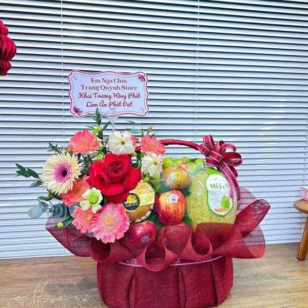 giỏ hoa quả nhập khẩu Cần Thơ